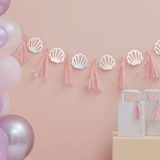 1 Tassel Garland - Shells and Tassels - Pink and Iridescent - Luftballon-Welt